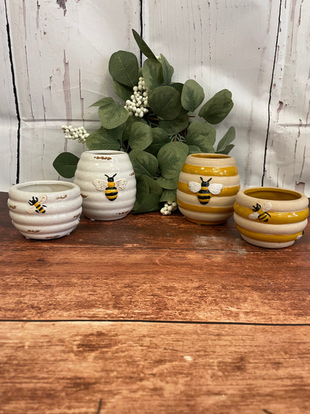 Small Bee Planters